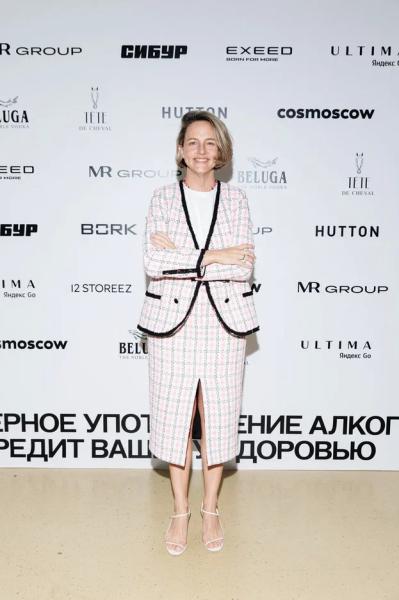 В Москве открылась ярмарка современного искусства Cosmoscow