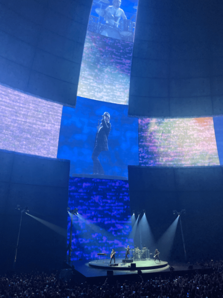 Группа U2 выступила внутри сферического центра MSG Sphere в Лас-Вегасе