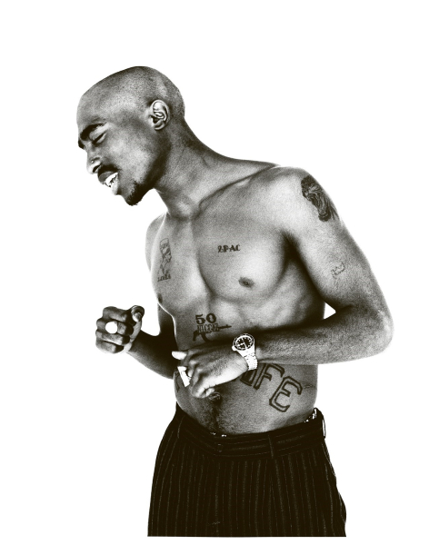 В книге &laquo;Tupac: The Legend&raquo; впервые публикуются редкие фото Тупака Шакура