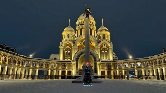 В Салехарде открылся самый большой храм в Арктике
