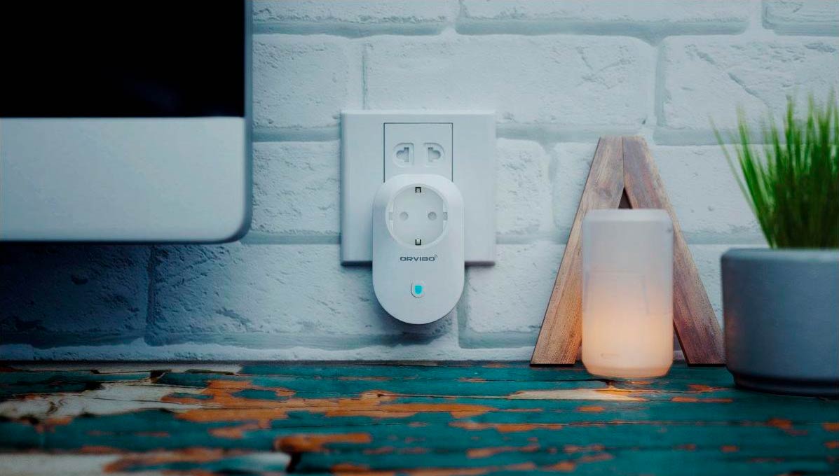Wi-Fi розетка — с сенсором температуры и управлением через веб